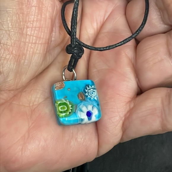 Blue fused glass flower Pendant - Picture 5 of 5